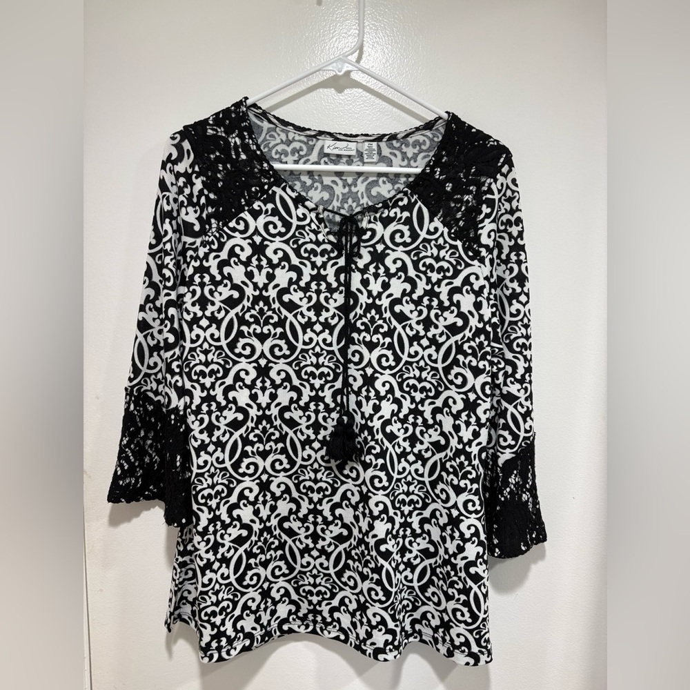 Kim Rogers Petite Blk/Wht  Blouse With Crocheted Detailing-Tassle Tie -Sz PM
